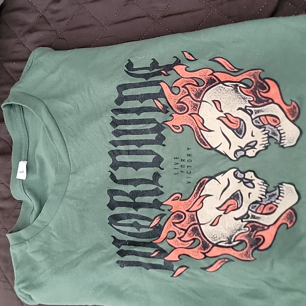 Tee